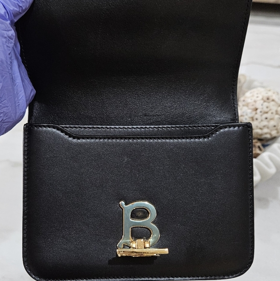 Burberry TB Belt Bag with Gold Logo Like New - Picture 8 of 11